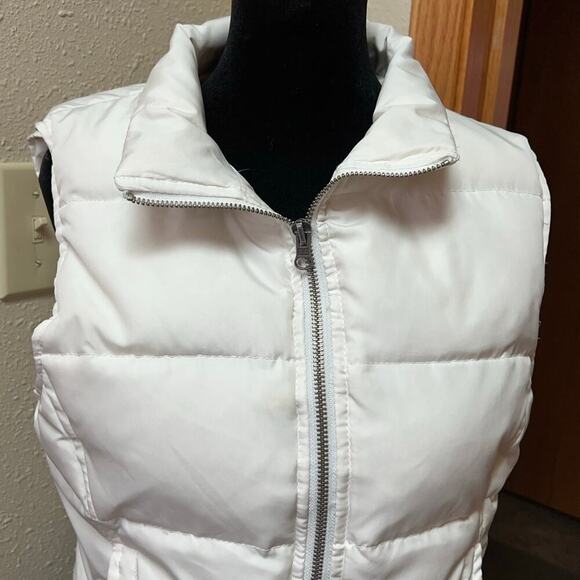 AEROPOSTALE women’s size M down vest – missing hood, white - Picture 1 of 10